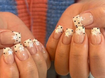 ジェミーネイル シンジュク(Jemiy nail shinjuku)/【Miku】フレンチドット星¥11400