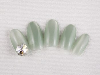 エクラン(Ecrin)/上品くすみグリーン×ビジュー