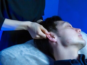 ニックピック(NicPic)/耳の施術