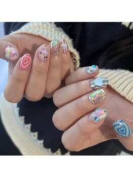 モニーク(Monique)/カラフルネイル