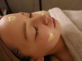 ウィム(whim)の写真/【上前津駅６分】つるんと潤いのあるゆでたまご肌を叶え、お客様の綺麗マインドを育てるサロン◎