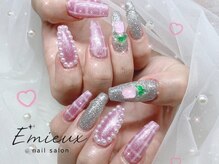 エミュー(Emieux)/ピンクチューリップネイル