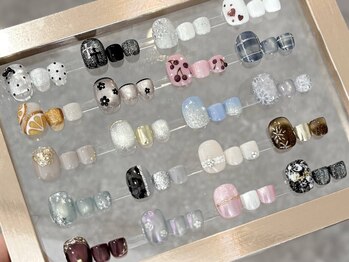ジーナ 高槻(Zina)の写真/【FOOTサンプル多数＆パラジェル変更無料】ハンドネイルが出来ない方にも◎足元からオシャレに☆