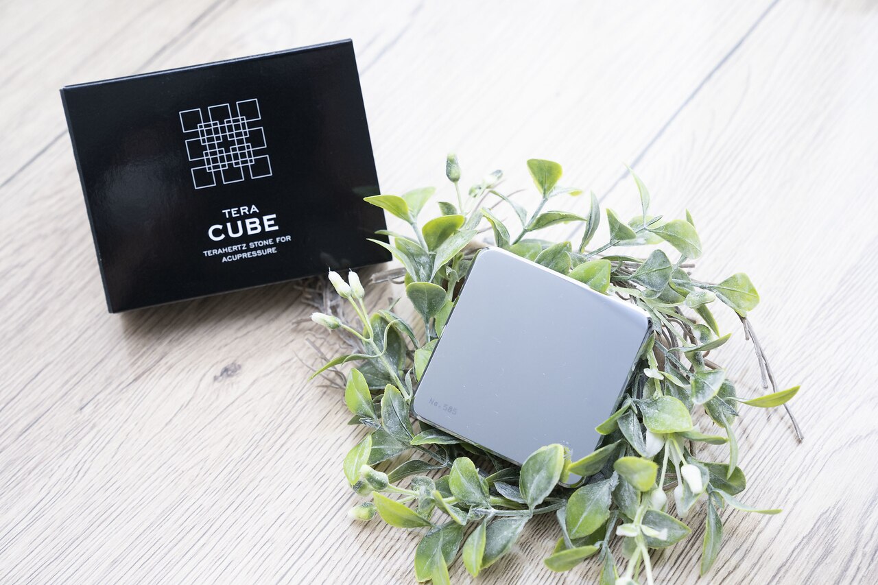 ヨサ TERA CUBEとYOSA チタニウムエッジ