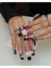 Eli Nails 新宿【エリネイルズ】《長さだし専門店/つけ放題/持ち込み/スカルプ》/ロングネイル、キティネイル