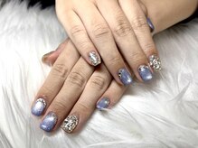 キラキラ埋めつくしネイル