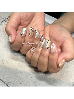 ネイルサロン R/スタイリングコース