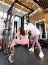 エルワイジム(LYGYM)/パーソナルトレーニング風景