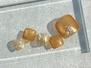 ゴールドマグミラーフット