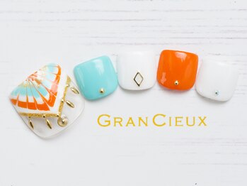 クアトログランシュ 青葉台(QUATRO×GranCieux)/リゾート風フットネイル／8500円