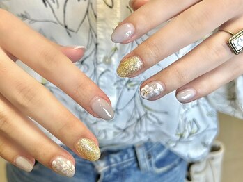 ネイルサロンアンドスクール ミュー(Nail Salon & school mieux)/ニュアンスフラワーネイル
