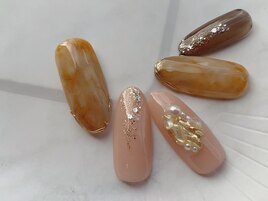 キラキラブラウンニュアンス
