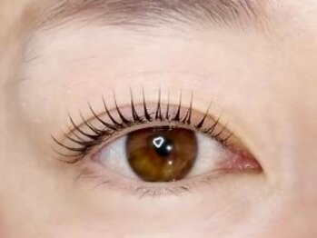 カレン アイビューティー(Karen Eyebeauty)の写真/高技術で仕上がり満足度◎自まつ毛派はラッシュリフト(まつげパーマ)/マツエク派はLEDエクステがオススメ☆