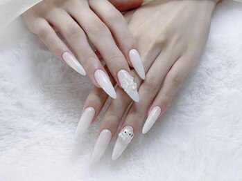 スペラ 大宮店(Spera)/上品でかわいい乳白色ネイル