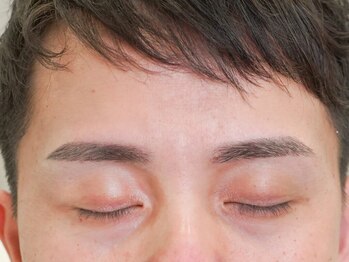 マユカ 静岡向敷地店(Mayuka)の写真/【お顔の印象は眉毛で変わる♪】メンズ眉毛は当店にお任せ！丁寧なカウンセリング×施術が好評☆