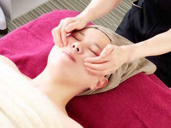 ベリッシマ 北仙台(Bellissima)/【MERIQUE】小顔フェイシャル