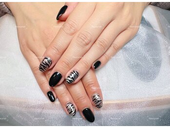 ナンシーネイル(Nancy nail)/シンプルネイル