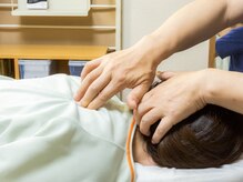 整体理楽/頭と首の後ろのつけ根がつらい２