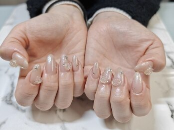 ヘンナコンス(Henna Kongs)/オーロラ