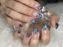 ルナール(Renard)/きらきらネイル