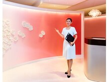 アプレイジ 大丸神戸の雰囲気（大丸神戸店東向い、ニッケブル2階（大丸カードご利用可能））
