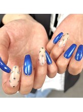 ティアベス(Tia Bess)/ビジューネイル