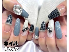 ゴージャス千鳥ネイル