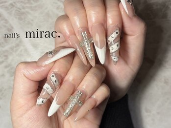 ネイルズミラク(nail's mirac.)の写真/全メニューで長さ出しOK!持ち込みデザインも完璧に再現☆モチと強度にこだわり、周りと差がつく指先へ♪