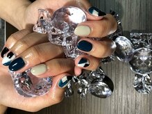 ブロックファイブハナ(Block 5 HANA)/秋ネイル