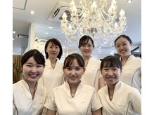 シェアラ 名駅西店の雰囲気（明るく楽しいスタッフがおもてなしします♪）