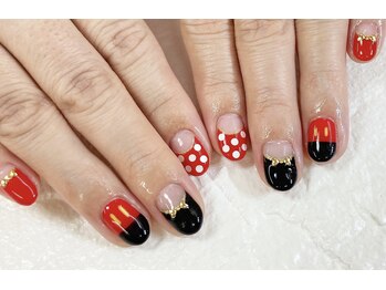 アリイネイルズ(ALII Nails)/キャラクターネイル