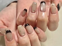 インク(inc)/黒フレンチネイル