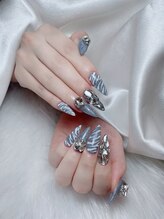 クイーンネイル(Queen Nail)/