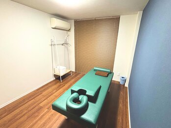 越谷ヘルム鍼灸整体院(越谷HELM鍼灸整体院)/