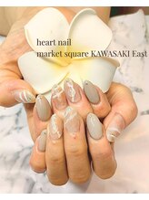 はあとねいる マーケットスクエア川崎イースト店/アートで魅せるシンプルデザイン