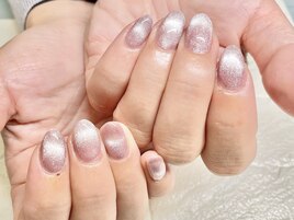 【B18】マグネットネイル