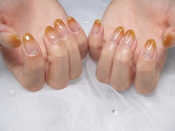 グラシアス(Gracias)/秋らしいカラーグラデーション