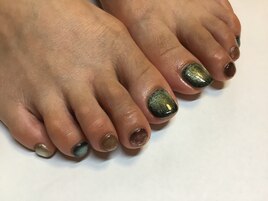 秋カラーフットネイル
