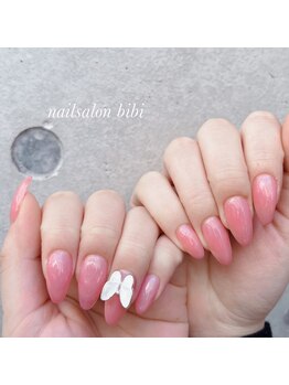 ネイルサロン ビビ(bibi)/大人ピンク