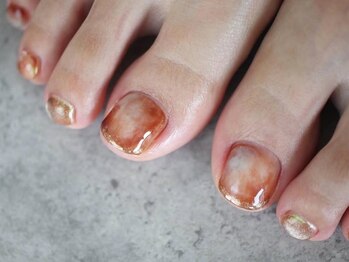 ネイル アトリエ コモード(nail atelier Comodo)/ニュアンスネイル [秋色nuance]