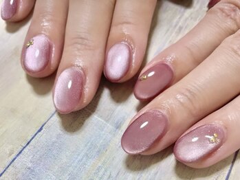 スウィートハート(Sweet Heart)の写真/《大人気★マオジェル取扱》お爪に優しいフィルインが無料！ワンカラーやマグネットネイルも♪