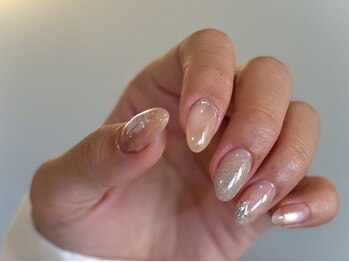 アンジェリオーラ(angeli aura)の写真/<ナチュラルながらオシャレなデザイン多数♪>派手なネイルができない方必見◎丁寧なケアで仕上がりも綺麗★