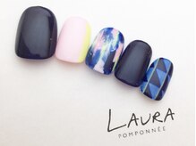 ローラポンポニー(Laura pomponnee)/タッキーネイル