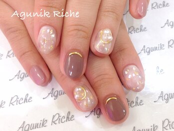アグニークリッシェ(Agunik Riche)/【ホワイトべっ甲ネイル】