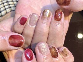 ７月　ボルドーニュアンスネイル