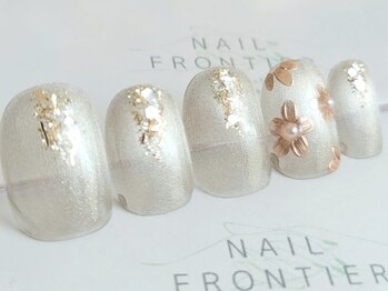 ネイルフロンティア 吉祥寺(NAIL FRONTIER)/Cホワイトミラーお花8980円~