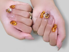 べっ甲＆ビジューネイル ￥7,700