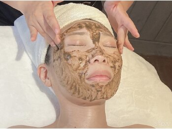 サロン ジョリー(Salon jolie)の写真/【☆本気肌質改善☆最新国産ハーブピーリング&プラズマシャワー】剥離なしのピーリング使用でDTなし！