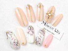 ミューアン(Mieux Un)/ビジューネイル・フラワーアート