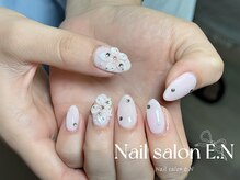 エン(E.N)/ハイビスカス